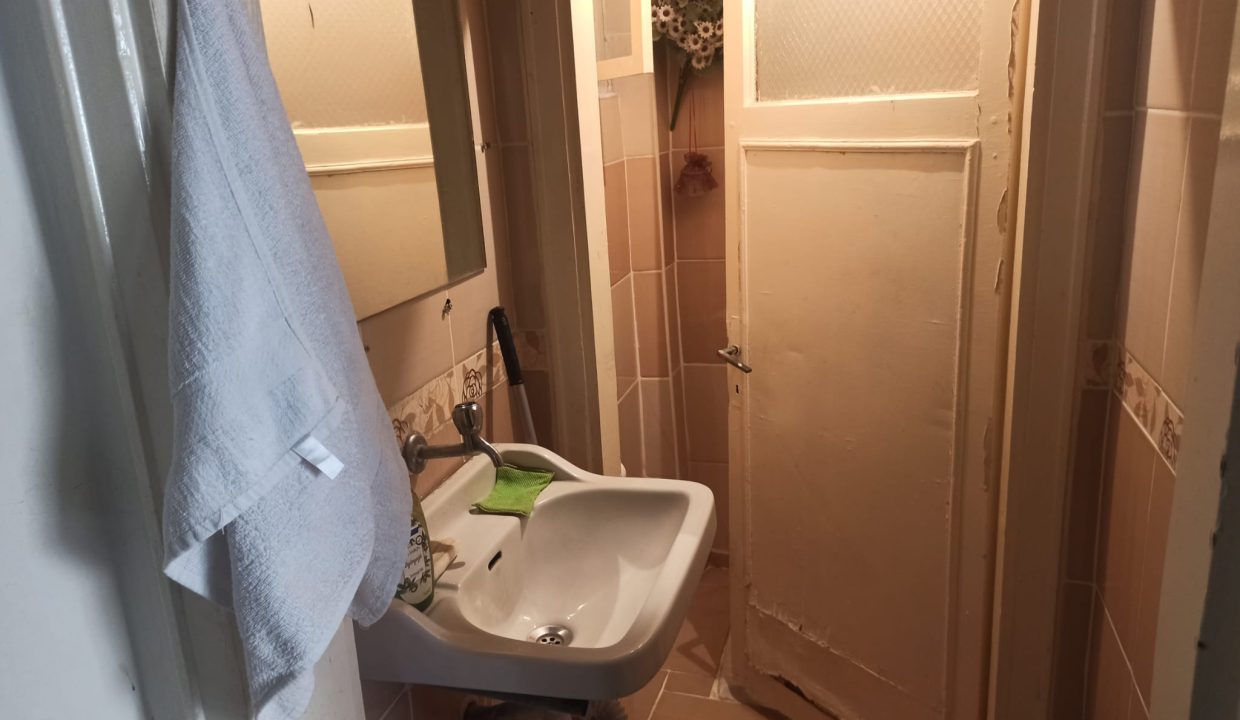 6a4bcaea-184e-49e0-94ca-95a1dc50f6c9