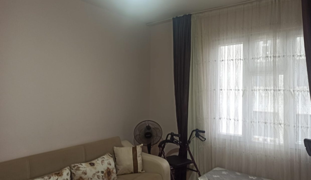 27cf8700-da23-4129-8300-e9e17e15b6b7