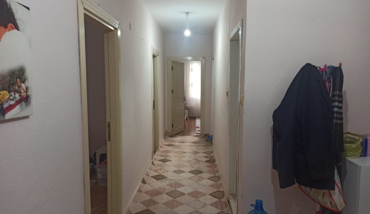 2c02a357-90c1-4082-a3f3-3254a7de9c69