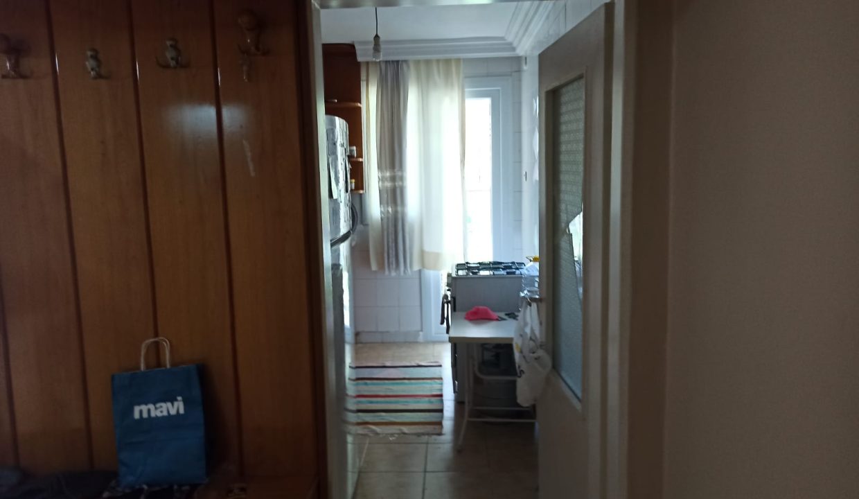 438316fe-e5b7-4aa7-ac27-3e03297fa3b1