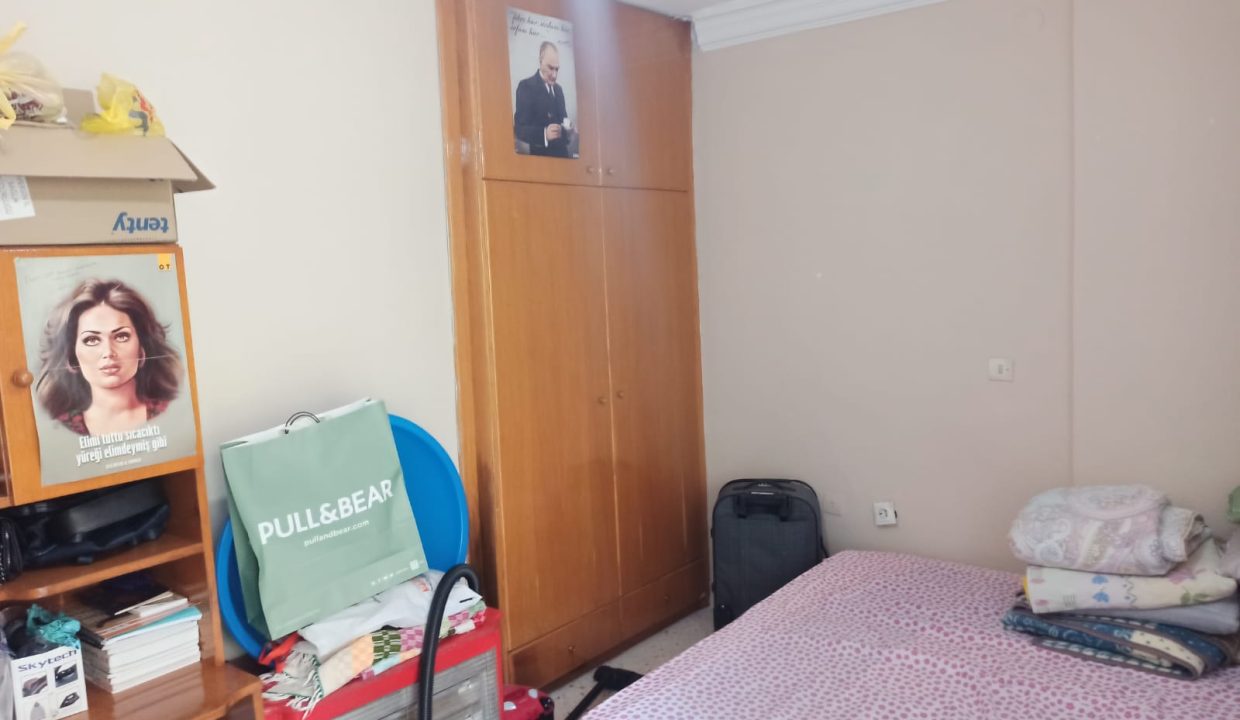 4da8935e-f30b-4ef6-b0d0-f5a5b1907cdf